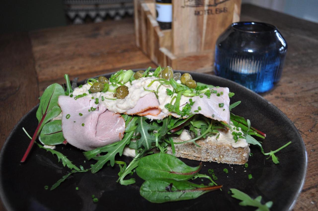 Bed & Brasserie Het Kosthuys Sint-Maartensdijk Eksteriør bilde