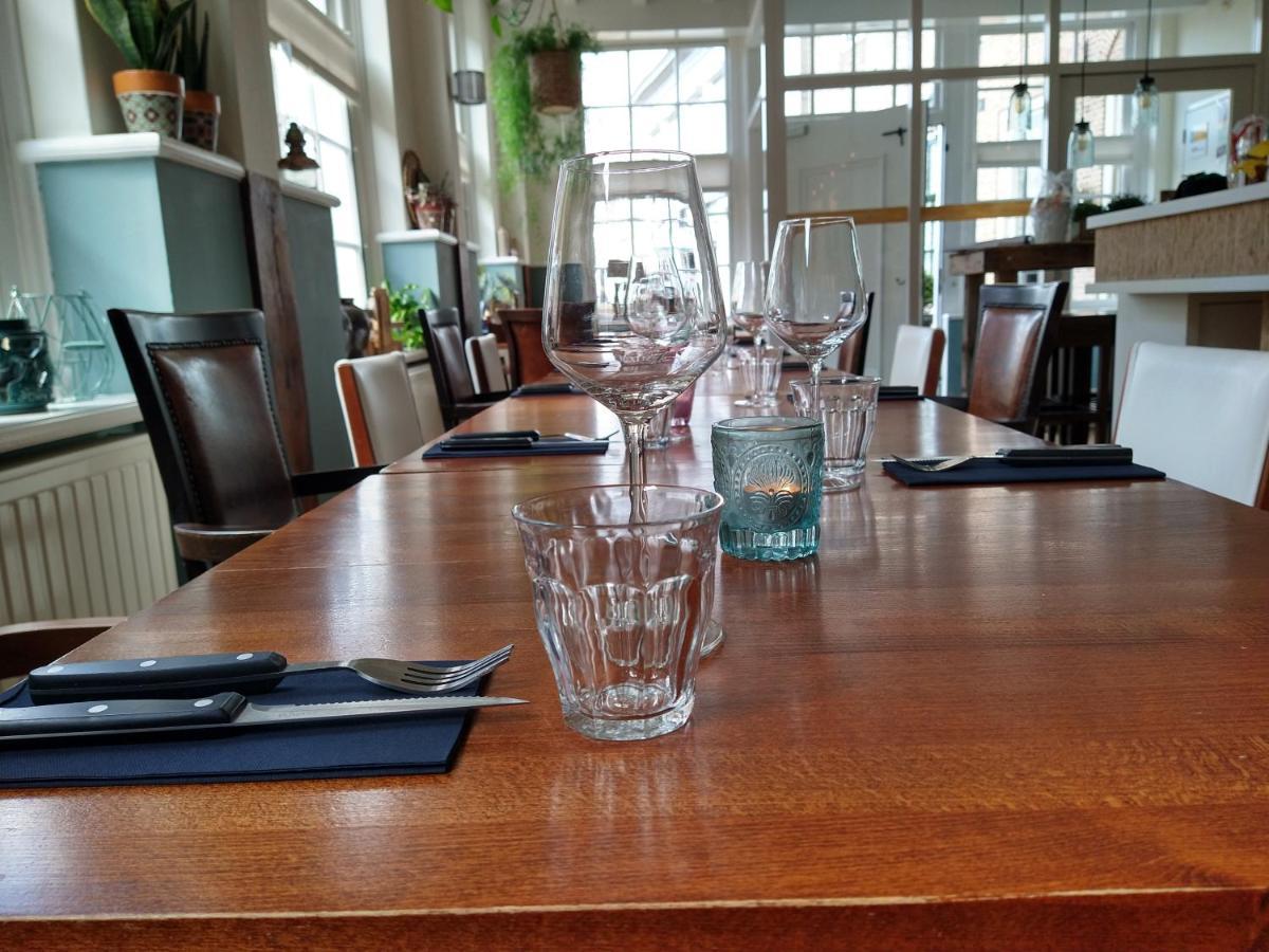 Bed & Brasserie Het Kosthuys Sint-Maartensdijk Eksteriør bilde
